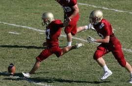 电子竞技体育官网-伊布赛点兑现，山东泰山淘汰武汉三镇晋级四强，主帅激动落泪